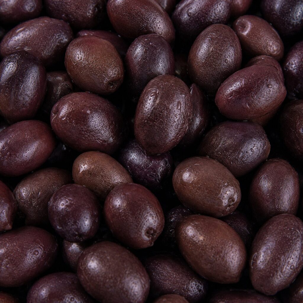 Whole Natural Black Manzanilla